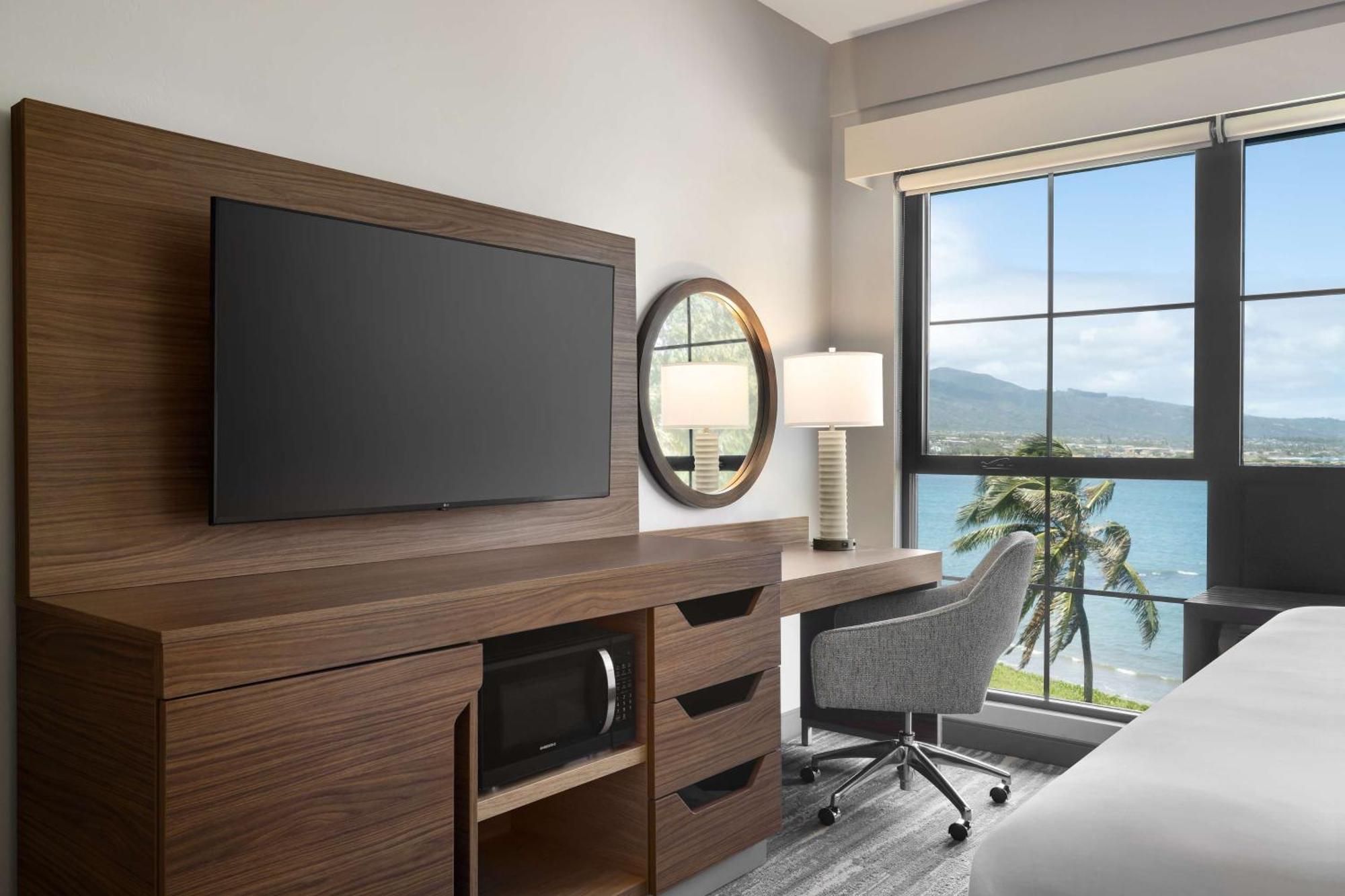Hampton Inn & Suites Maui North Shore Kahului Ngoại thất bức ảnh