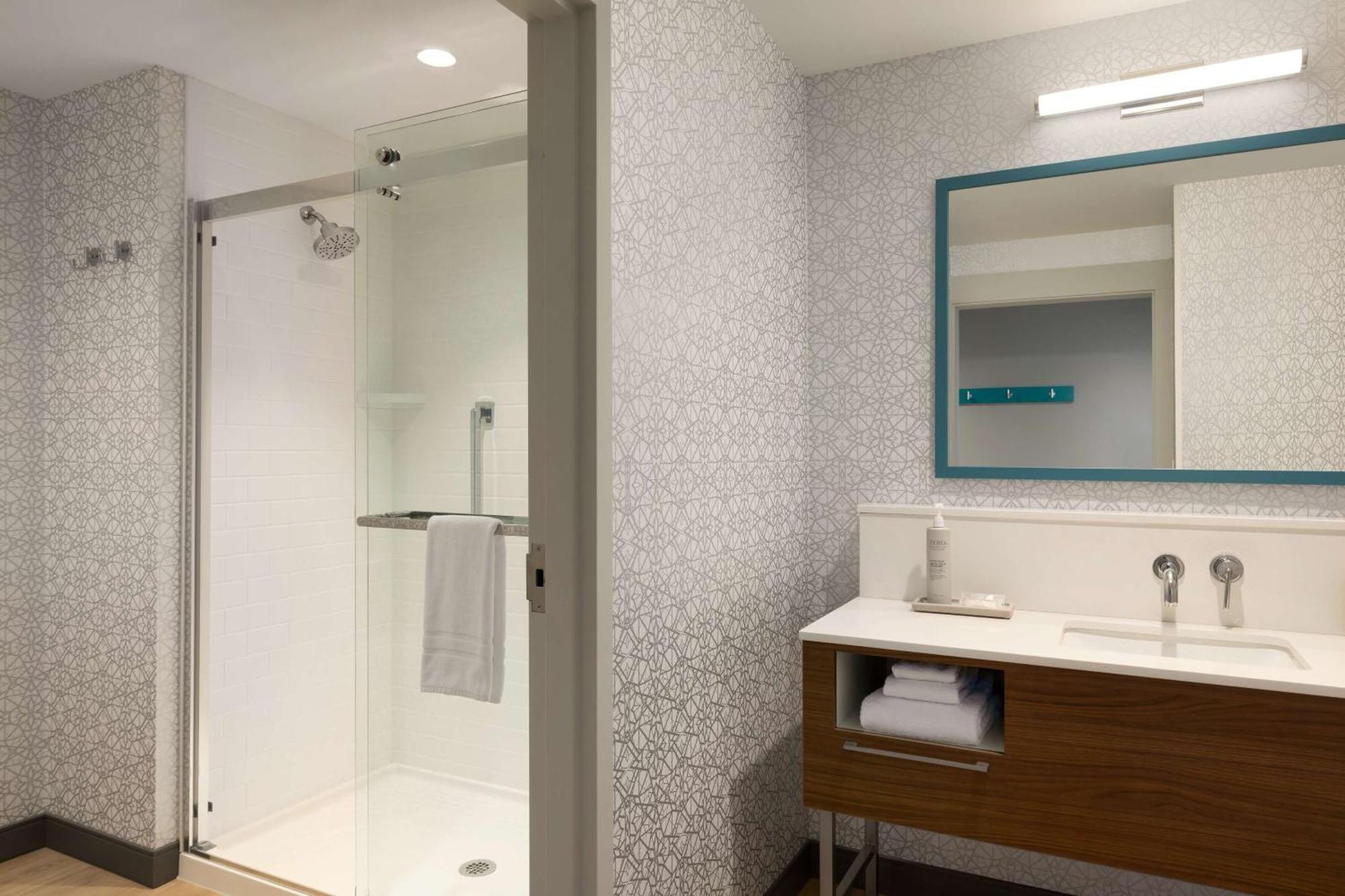 Hampton Inn & Suites Maui North Shore Kahului Ngoại thất bức ảnh